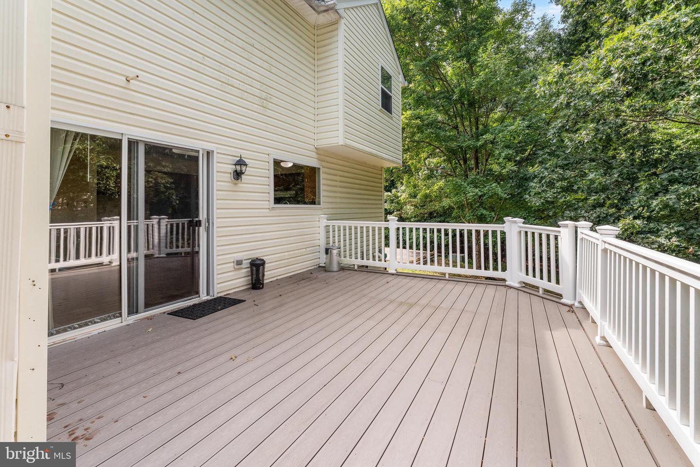 Clinton, Maryland, 20735, United States, 5 Bedrooms Bedrooms, ,5 BathroomsBathrooms,Residential,For Sale,1907711