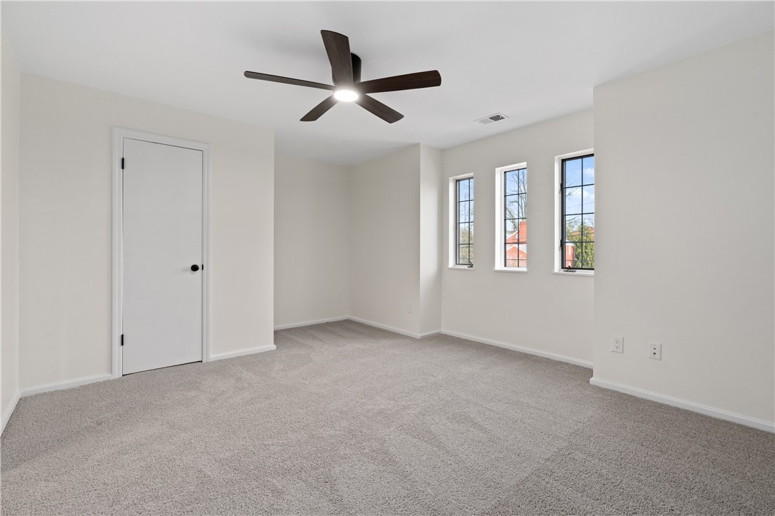 Whitehall, Pennsylvania, 15236, United States, 5 Bedrooms Bedrooms, ,4 BathroomsBathrooms,Residential,For Sale,2002171