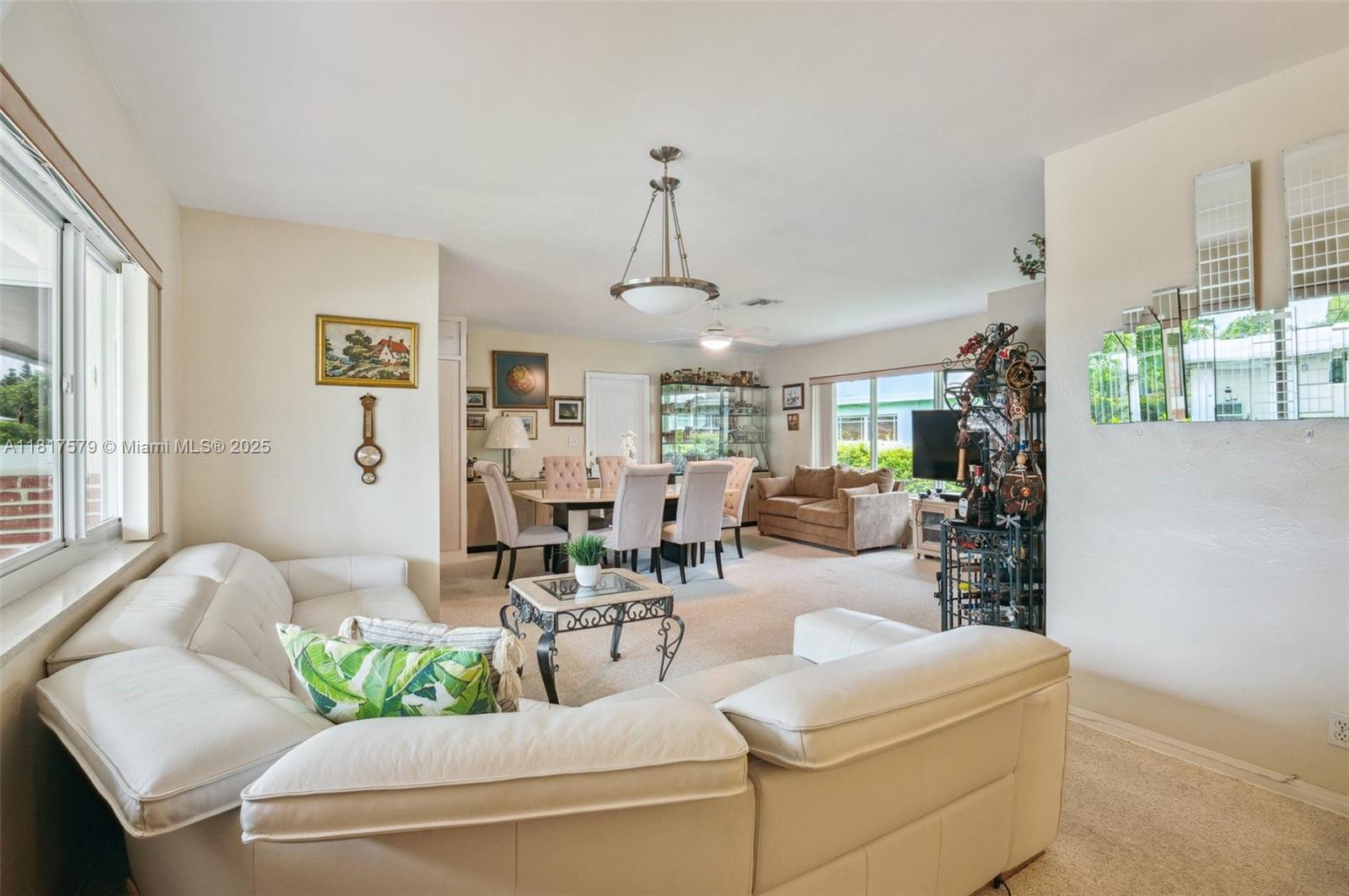 Hollywood, Florida, 33020, United States, 3 Bedrooms Bedrooms, ,2 BathroomsBathrooms,Residential,For Sale,1849776