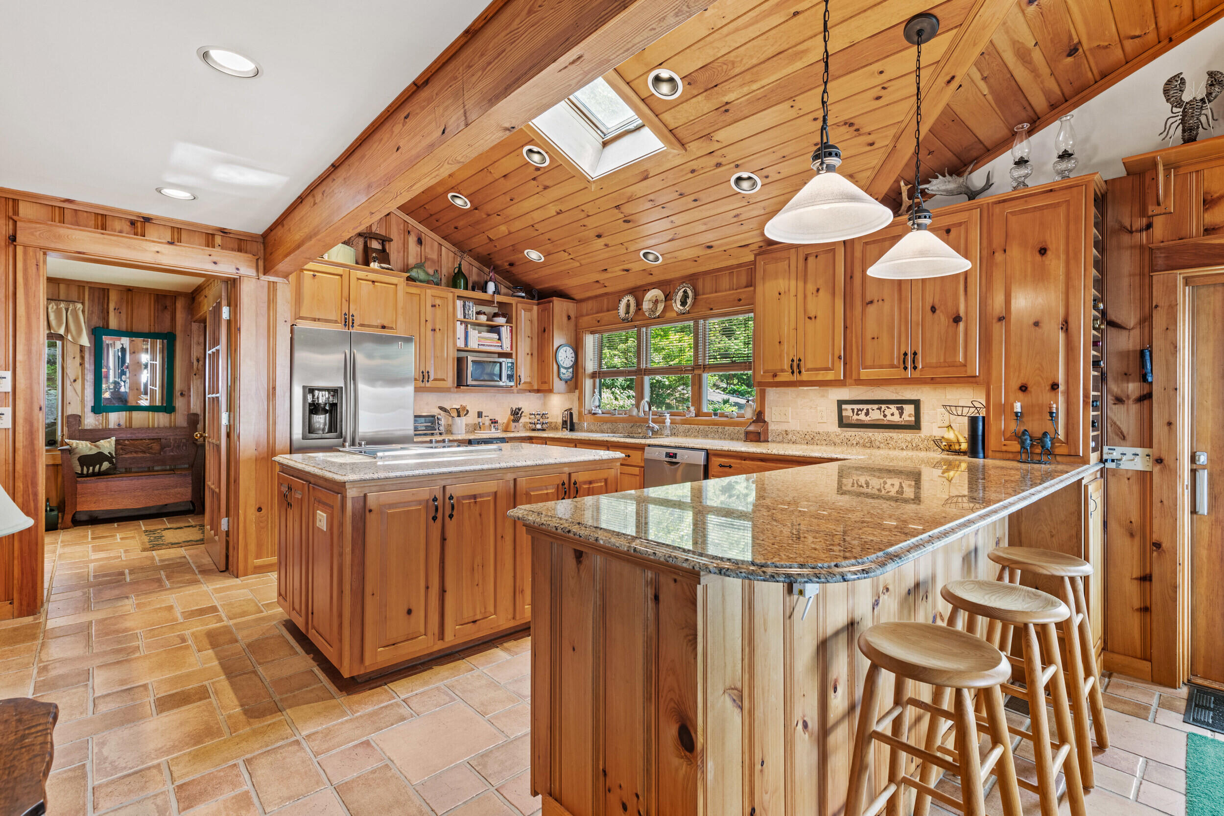 Raymond, Maine, 04071, United States, 4 Bedrooms Bedrooms, ,3 BathroomsBathrooms,Residential,For Sale,1974658