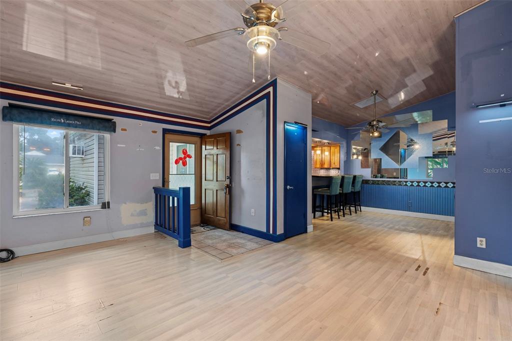 Maitland, Florida, 32751, United States, 6 Bedrooms Bedrooms, ,Residential,For Sale,1974235