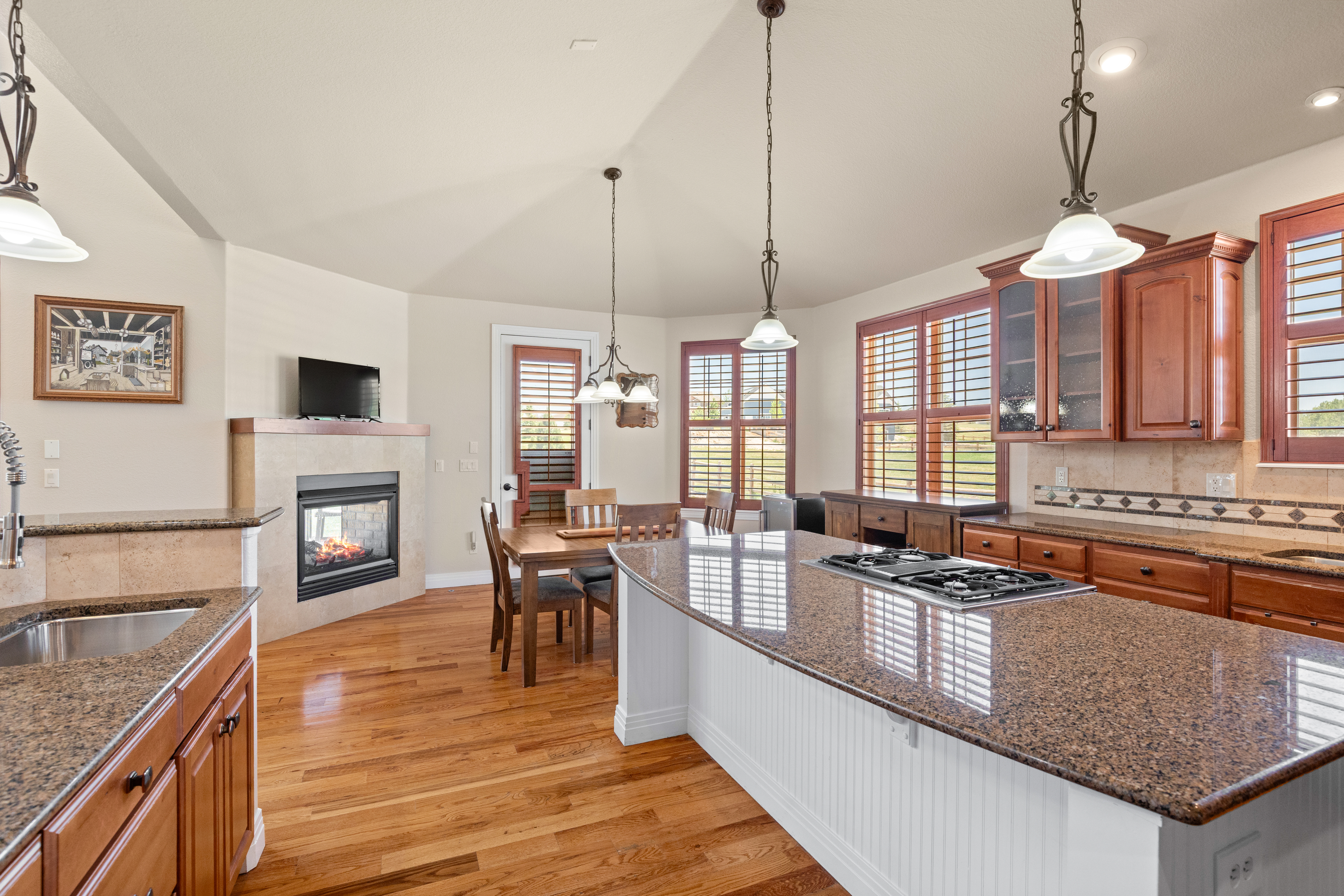  Set on 2.35 acres in Spring Valley Ranch - 物件實景