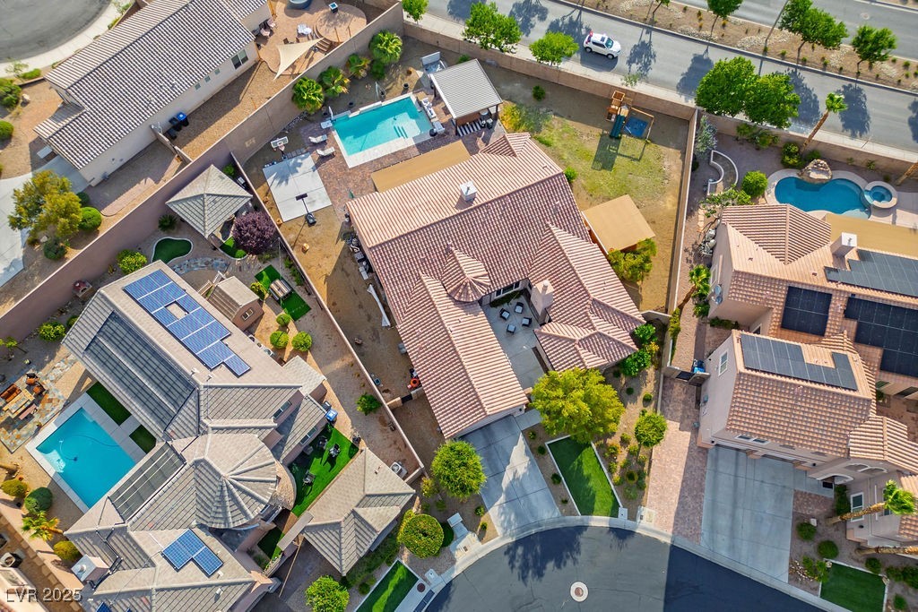 Henderson, Nevada, 89044, United States, 5 Bedrooms Bedrooms, ,5 BathroomsBathrooms,Residential,For Sale,2003253