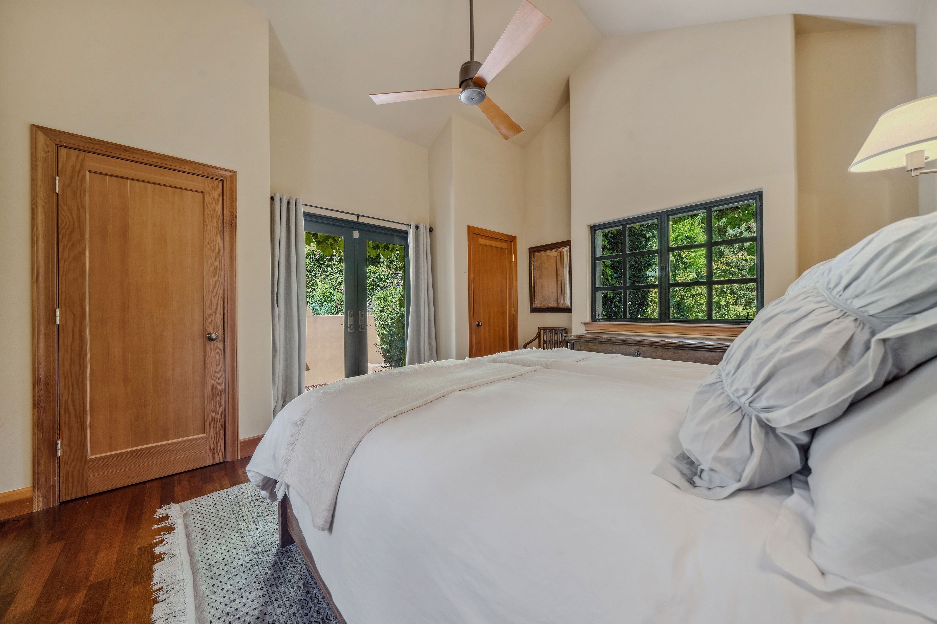  Horizon Canyon  Private 41-Acre Riverfront Estate Between Sacramento & Lake Tah - 物件實景
