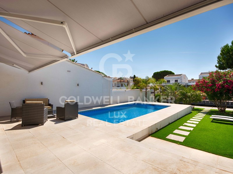 Girona, Empuriabrava, Cap Ras - Creus - Falconera, Empuriabrava, Catalonia, ES, 3 Bedrooms Bedrooms, ,2 BathroomsBathrooms,Residential,For Sale,Girona, Empuriabrava, Cap Ras - Creus - Falconera,1448905