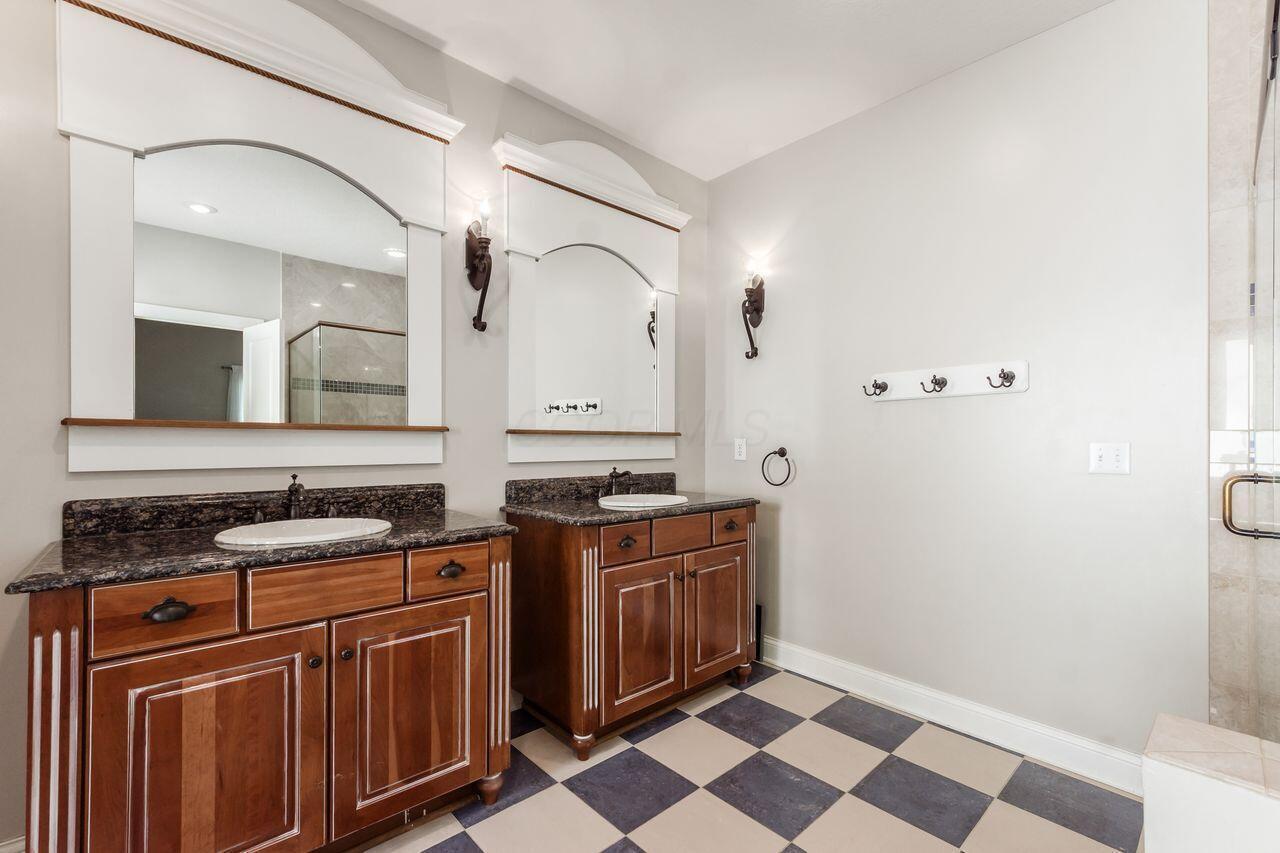 Galena, Ohio, 43021, United States, 4 Bedrooms Bedrooms, ,4 BathroomsBathrooms,Residential,For Sale,1995560