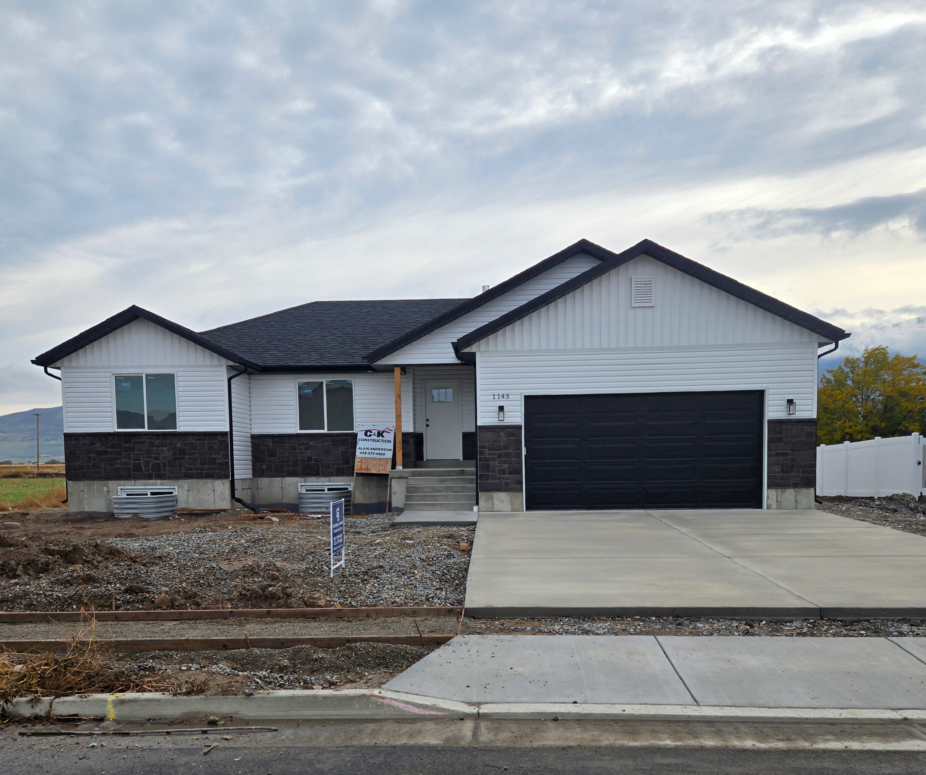 Garland, Utah, 84312, United States, 3 Bedrooms Bedrooms, ,2 BathroomsBathrooms,Residential,For Sale,1971560