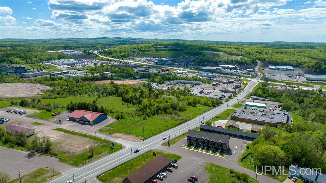 Houghton, Michigan, 49931, United States, ,Residential,For Sale,1923073