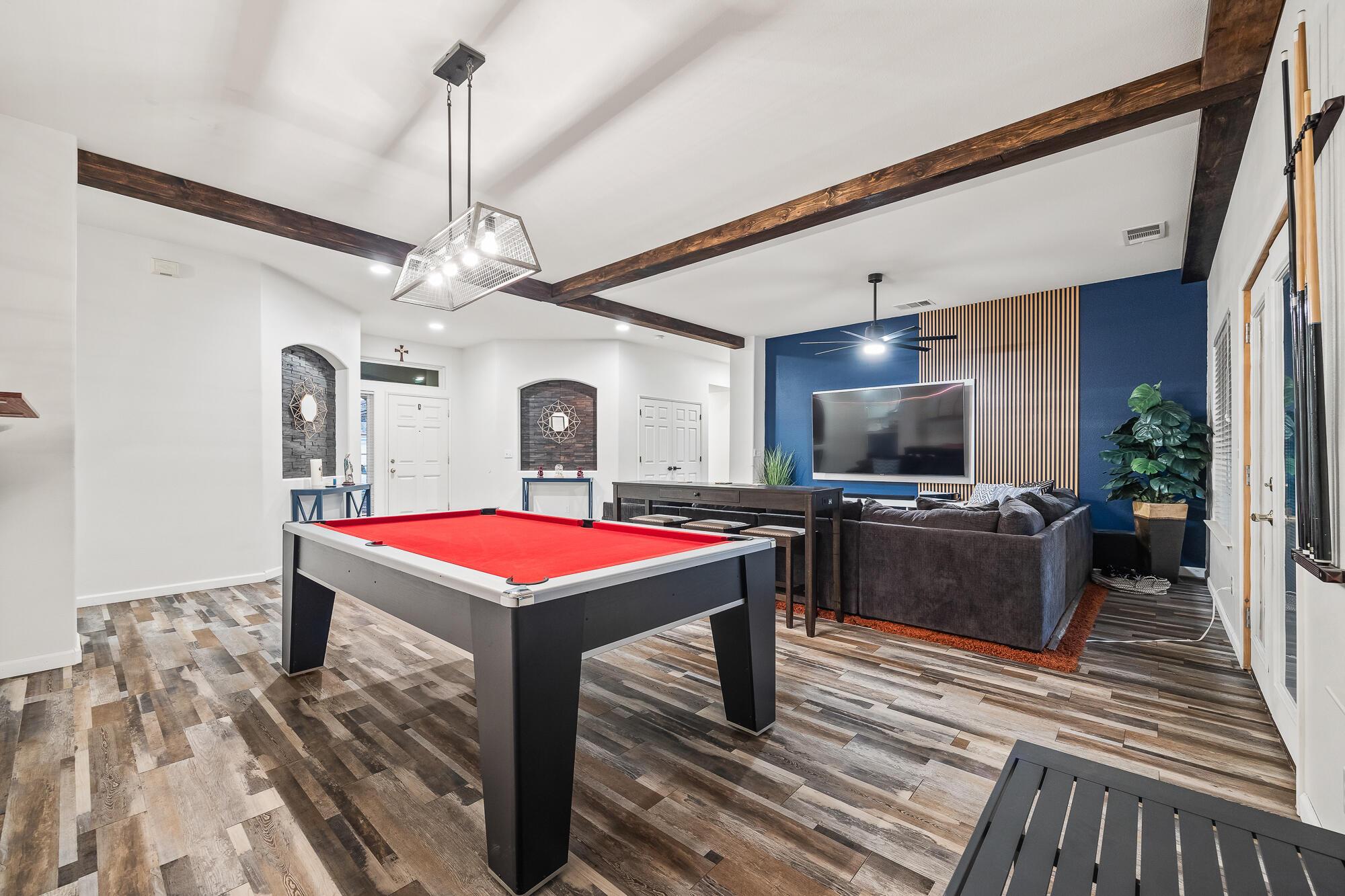 Hanford, California, 93230, United States, 4 Bedrooms Bedrooms, ,3 BathroomsBathrooms,Residential,For Sale,1985647