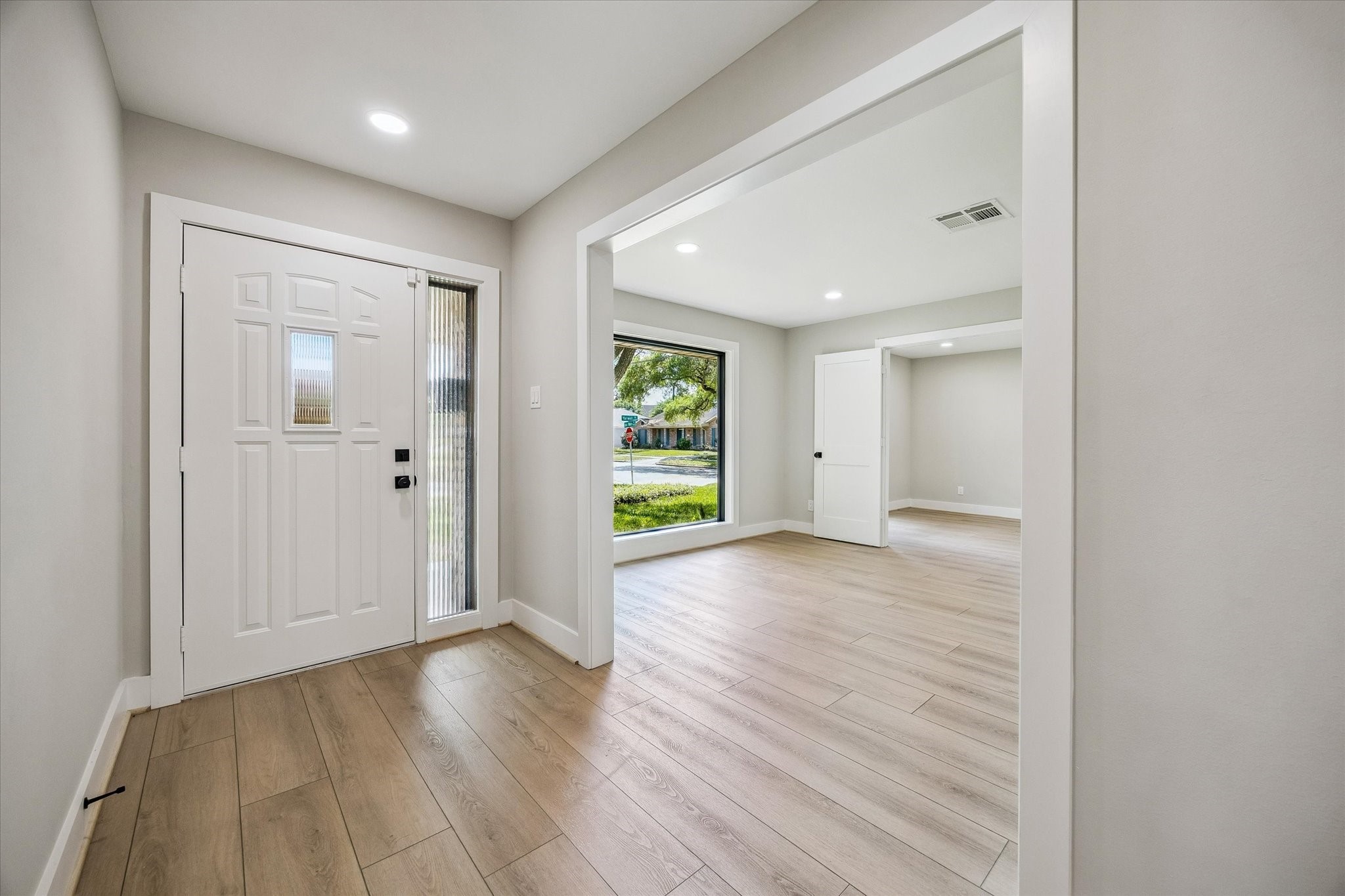  6234 Yarwell Drive - 物件實景