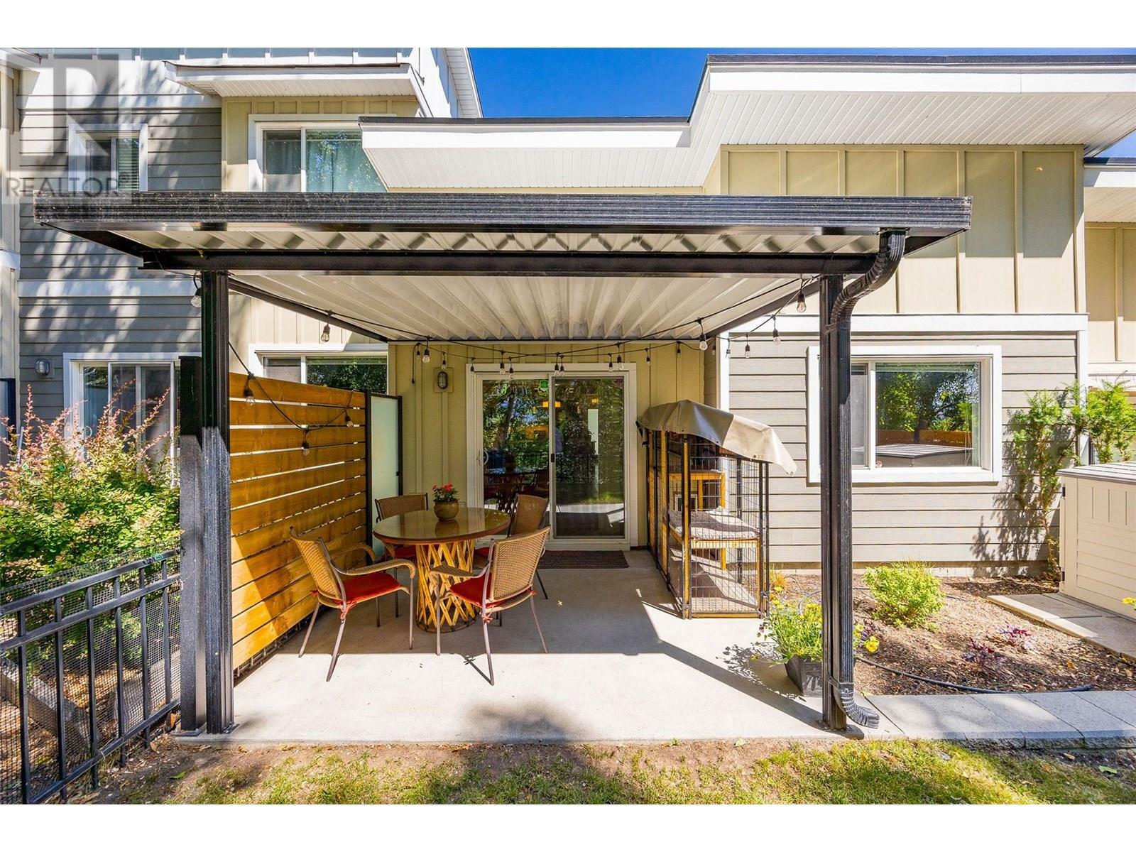 KELOWNA, British Columbia, V1Y 1N1, CA, 2 Bedrooms Bedrooms, ,1 BathroomBathrooms,Residential,For Sale,1859956