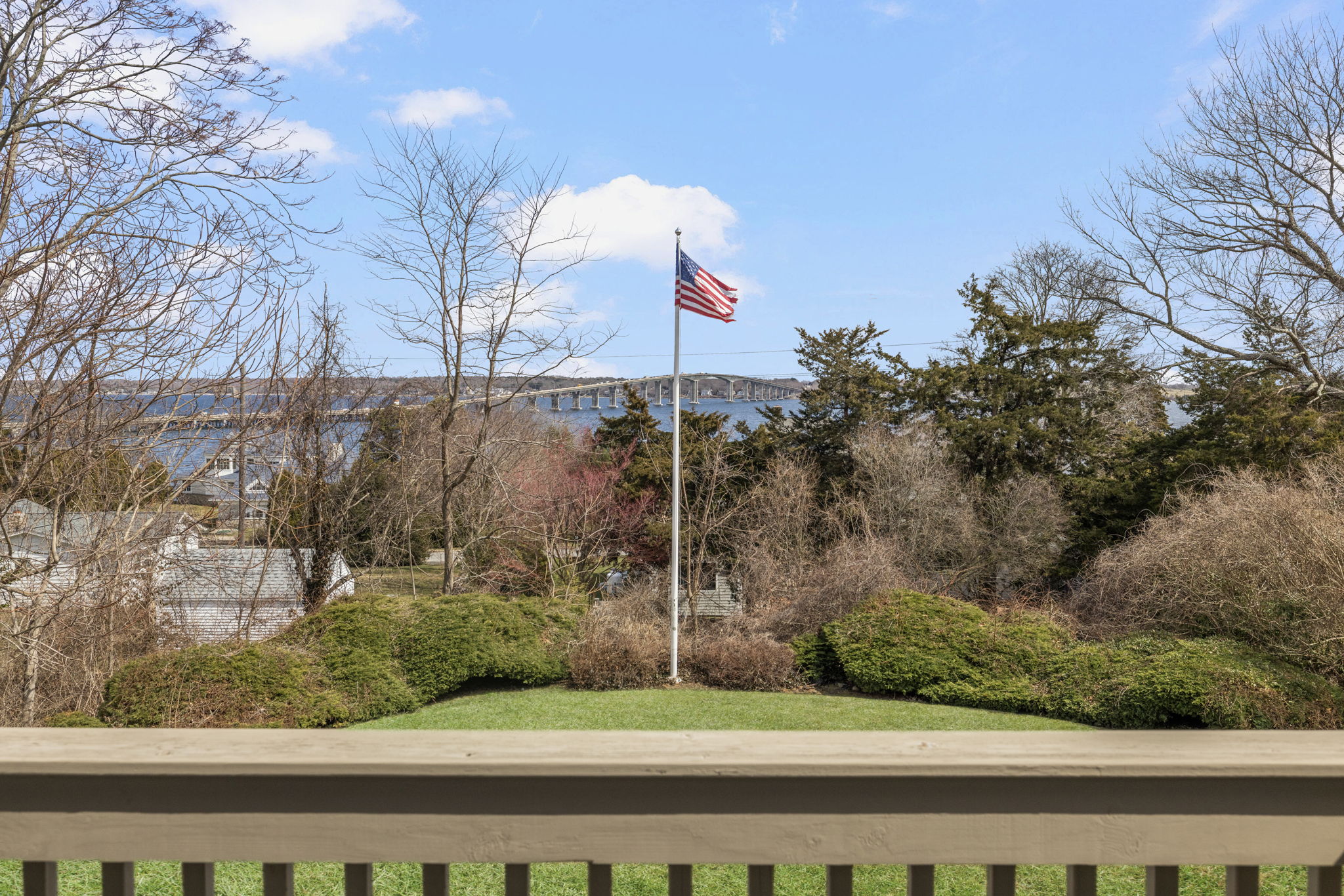  56 Tefft Street, North Kingstown, RI, 02874 - 物件實景