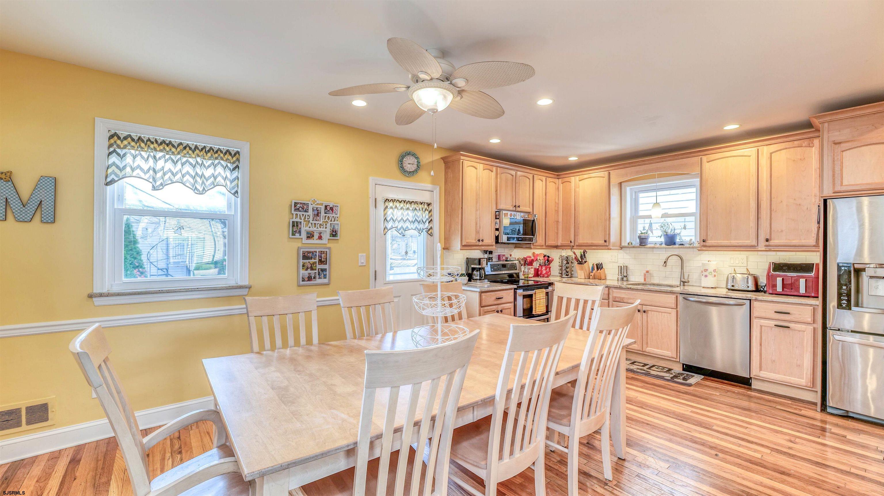 Ventnor, New Jersey, 08406, United States, 5 Bedrooms Bedrooms, ,4 BathroomsBathrooms,Residential,For Sale,1991955