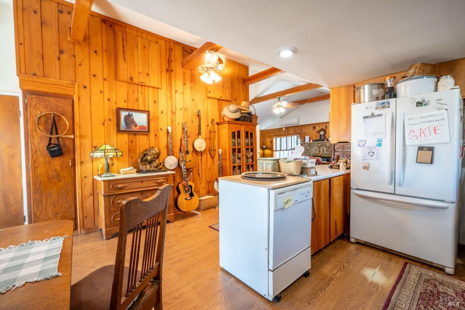 Kelseyville, California, 95451, United States, 3 Bedrooms Bedrooms, ,2 BathroomsBathrooms,Residential,For Sale,1974568