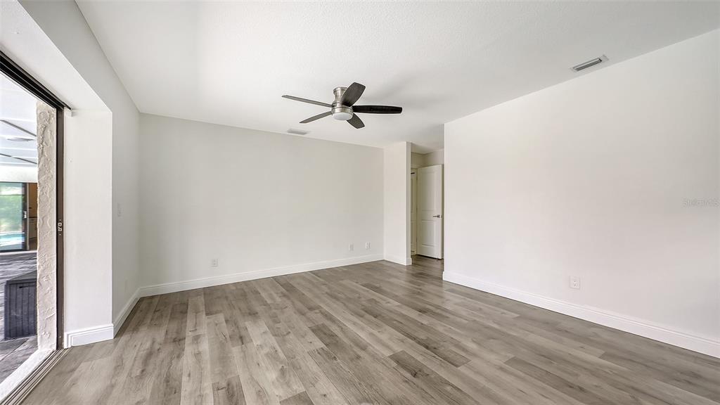 Sarasota, Florida, 34235, United States, 4 Bedrooms Bedrooms, ,3 BathroomsBathrooms,Residential,For Sale,1903701