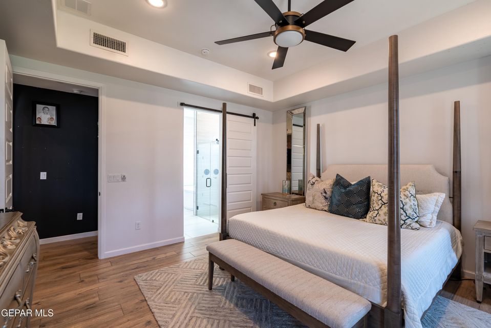 El Paso, Texas, 79932, United States, 5 Bedrooms Bedrooms, ,2 BathroomsBathrooms,Residential,For Sale,1915339
