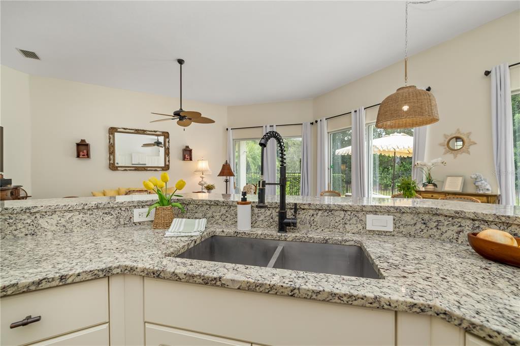 University Park, Florida, 34201, United States, 4 Bedrooms Bedrooms, ,3 BathroomsBathrooms,Residential,For Sale,1932528