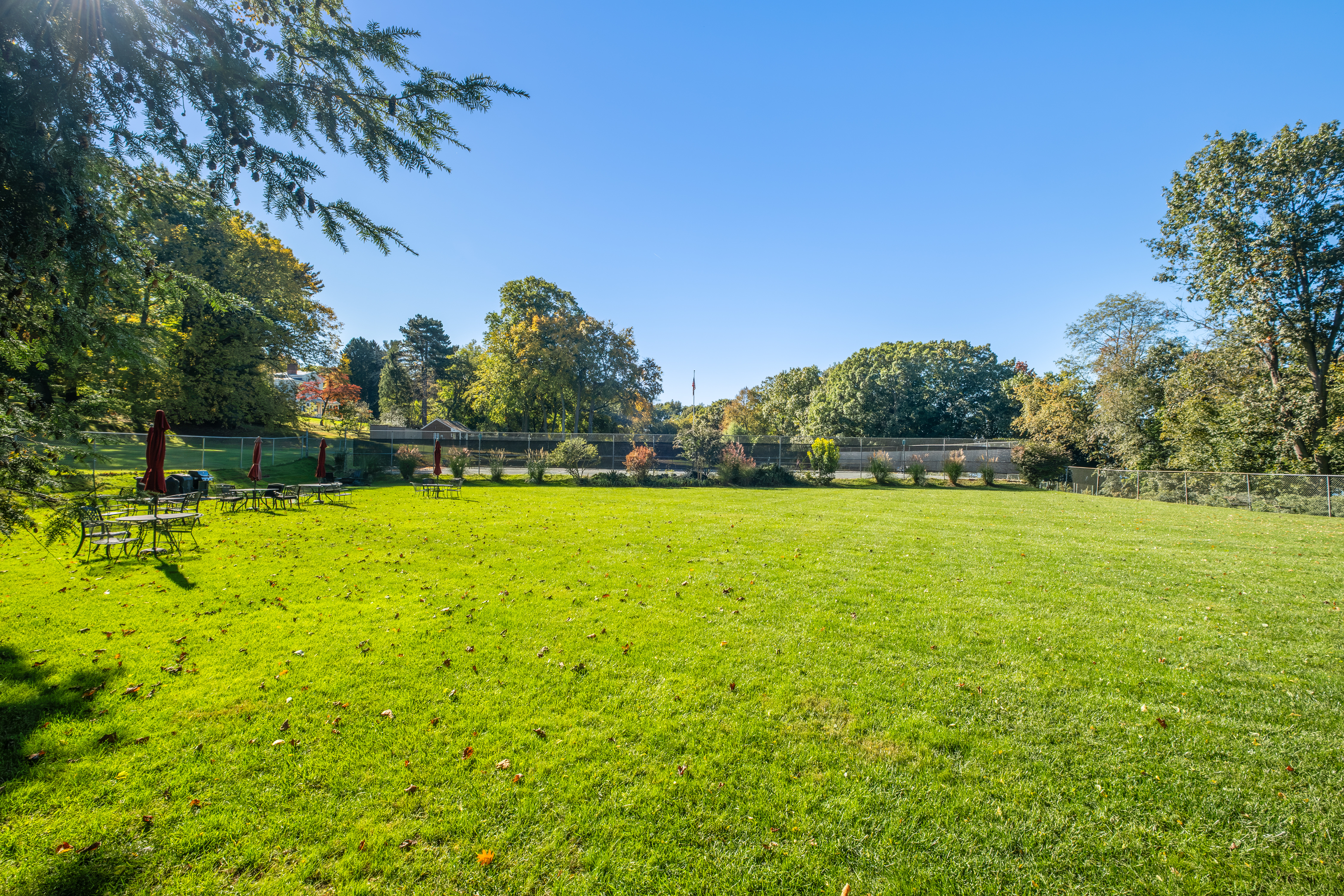  100 Ardsley Avenue W - 物件實景