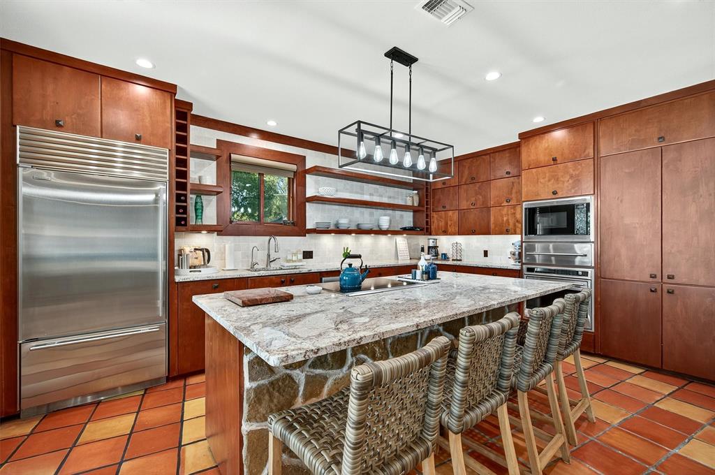 Pottsboro, Texas, 75076, United States, 4 Bedrooms Bedrooms, ,3 BathroomsBathrooms,Residential,For Sale,1974210