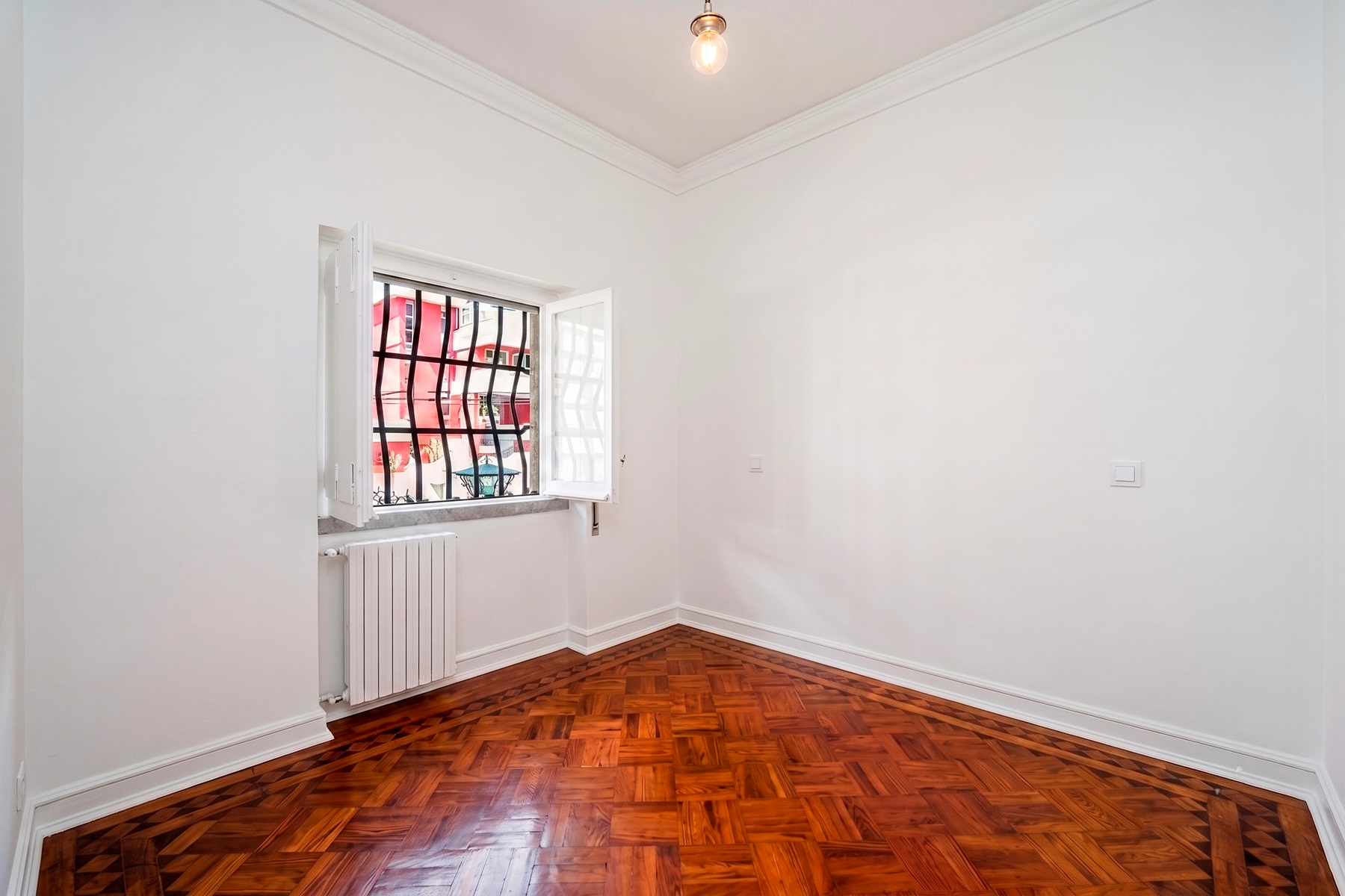  Detached house, 6 bedrooms, for Sale - 物件實景