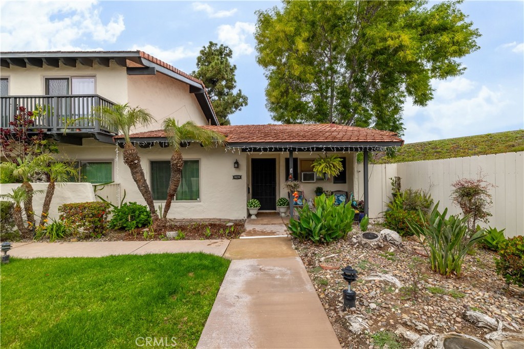 SAN DIEGO, California, 92110, United States, 2 Bedrooms Bedrooms, ,1 BathroomBathrooms,Residential,For Sale,1804818