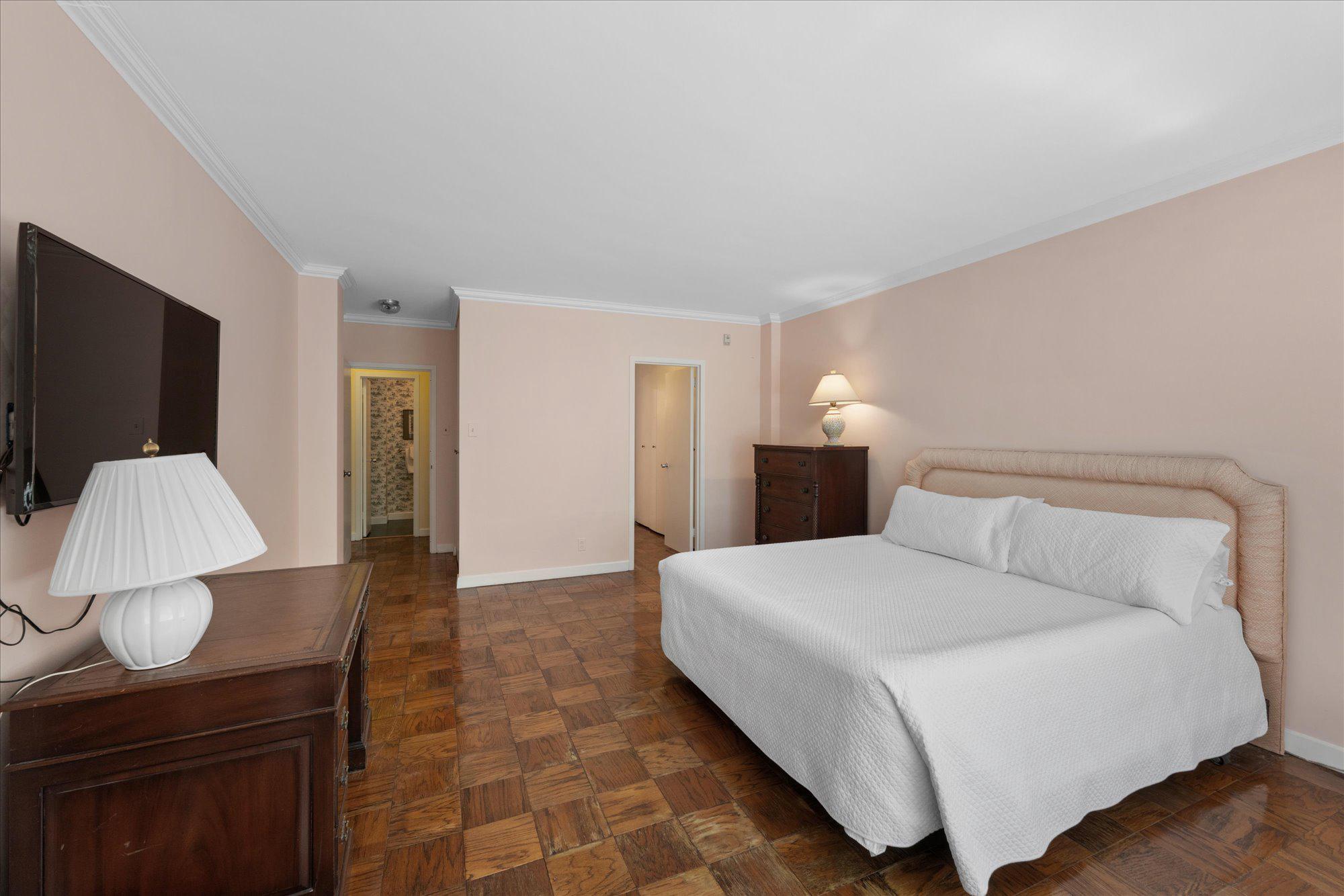  4100 Cathedral Avenue NW, Washington, DC, 20016 - 物件實景