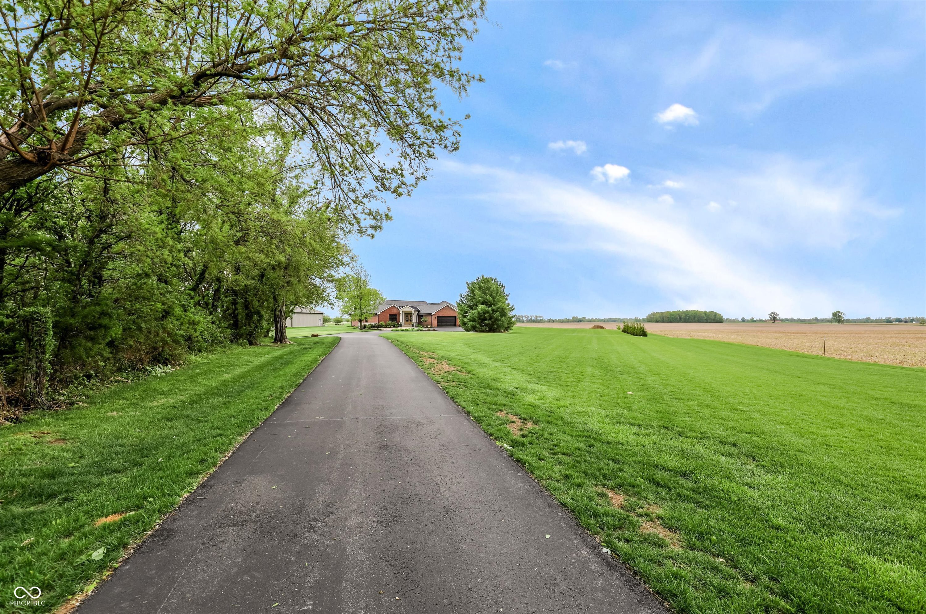 Shelbyville, Indiana, 46176, United States, 4 Bedrooms Bedrooms, ,3 BathroomsBathrooms,Residential,For Sale,2042484