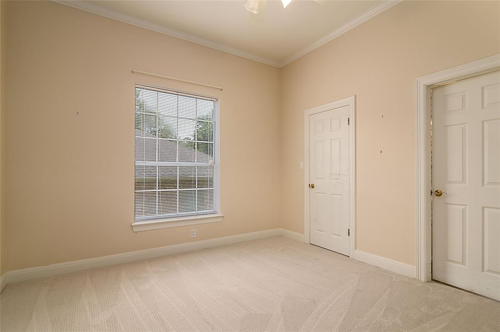 Shreveport, Louisiana, 71106, United States, 4 Bedrooms Bedrooms, ,4 BathroomsBathrooms,Residential,For Sale,1847016