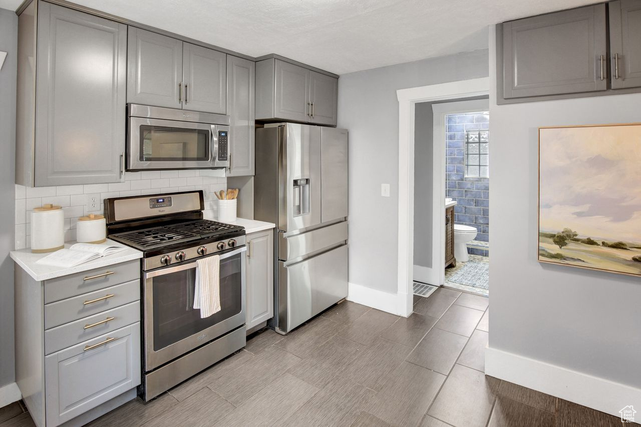 Salt Lake City, Utah, 84115, United States, 2 Bedrooms Bedrooms, ,Residential,For Sale,1940740