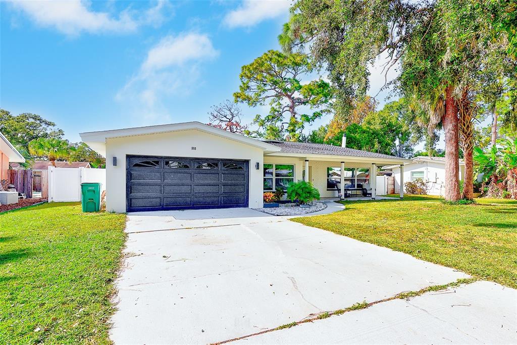 Largo, Florida, 33771, United States, 3 Bedrooms Bedrooms, ,2 BathroomsBathrooms,Residential,For Sale,1991349