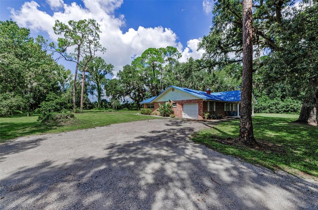 Plant City, Florida, 33566, United States, 3 Bedrooms Bedrooms, ,2 BathroomsBathrooms,Residential,For Sale,1932483