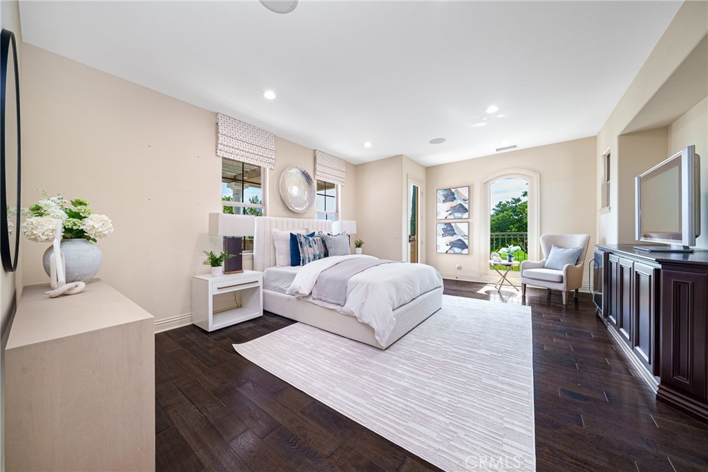 Irvine, California, 92620, United States, 5 Bedrooms Bedrooms, ,5 BathroomsBathrooms,Residential,For Sale,1932589