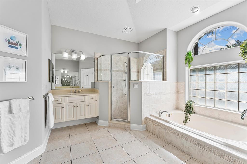 Palm Coast, Florida, 32164, United States, 3 Bedrooms Bedrooms, ,3 BathroomsBathrooms,Residential,For Sale,1891140