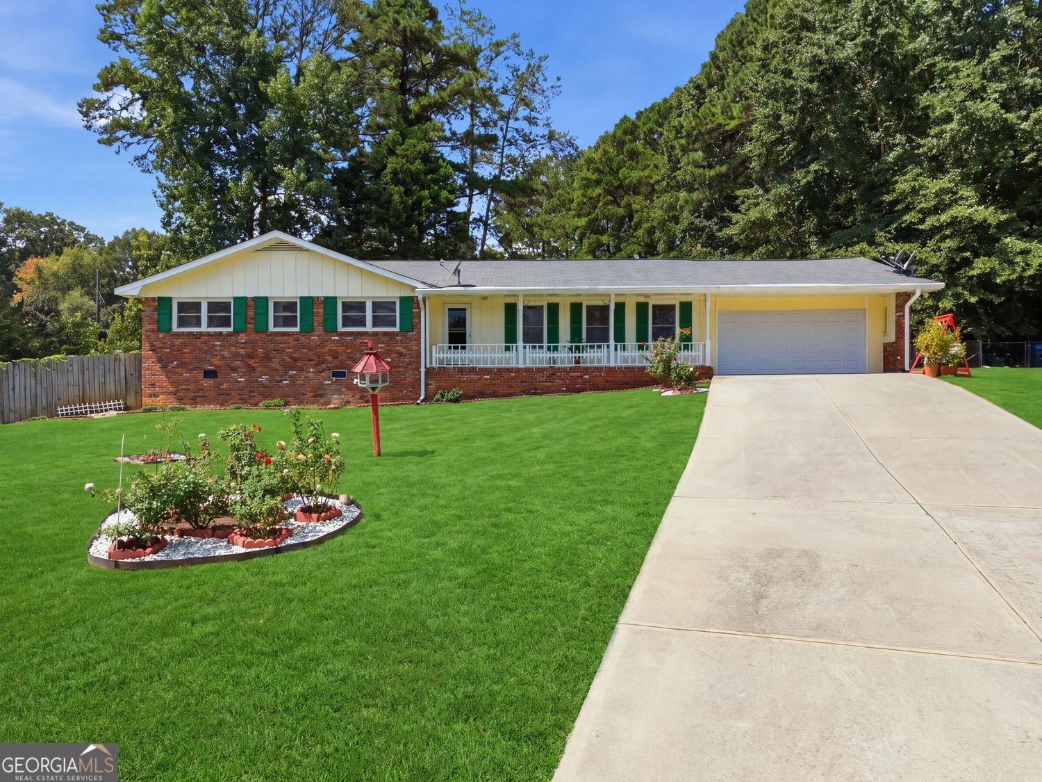 Greenleaf Ct, Lilburn, GA 30047