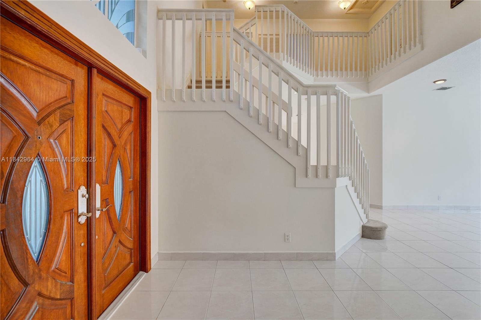 Weston, Florida, 33326, United States, 5 Bedrooms Bedrooms, ,4 BathroomsBathrooms,Residential,For Sale,1987523