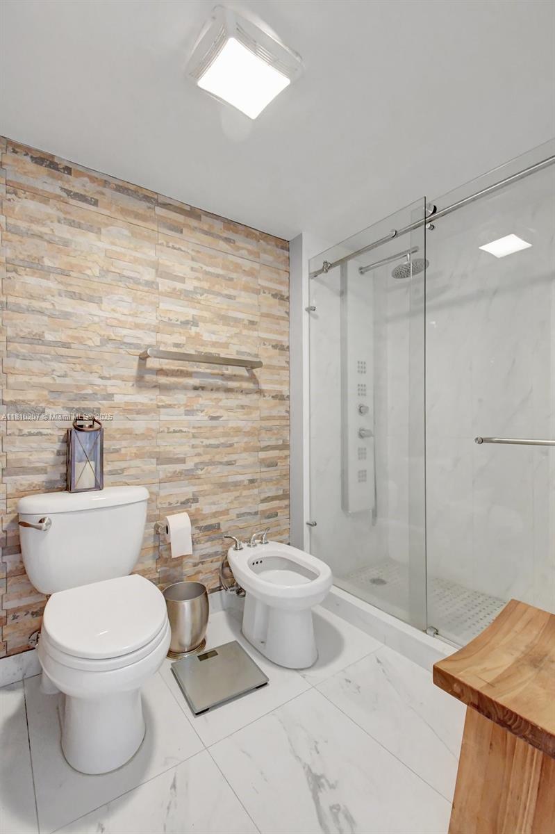 Sunny Isles Beach, Florida, 33160, United States, 2 Bedrooms Bedrooms, ,2 BathroomsBathrooms,Residential,For Sale,1837266