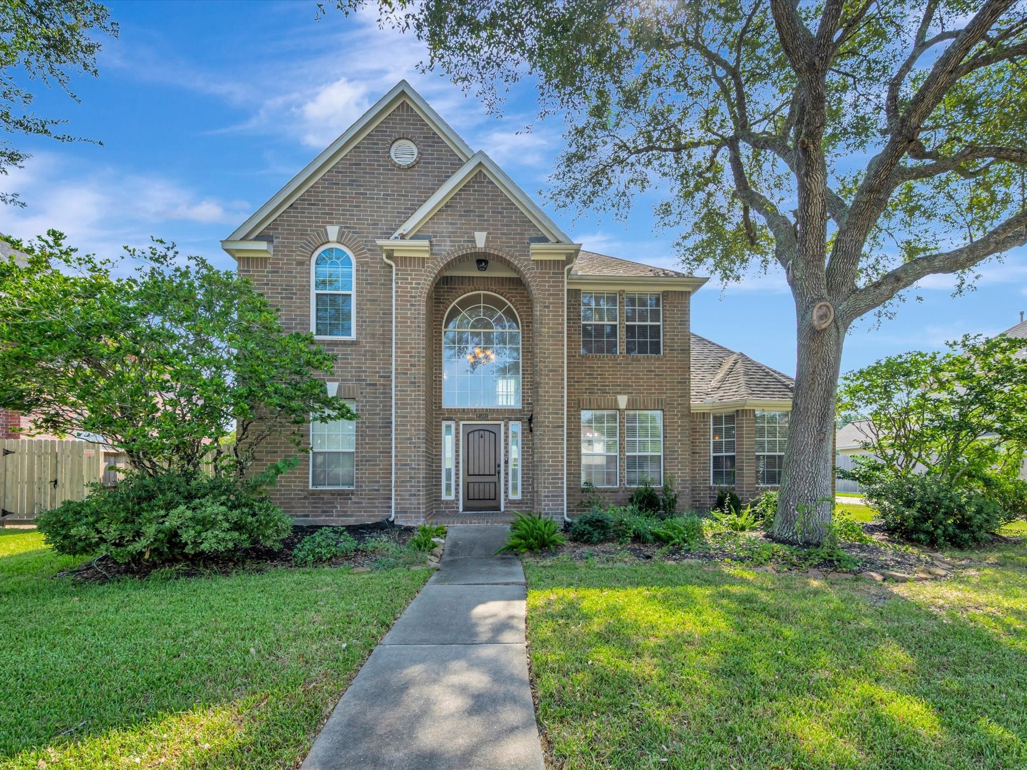 Sarasota Dr, Friendswood, TX 77546