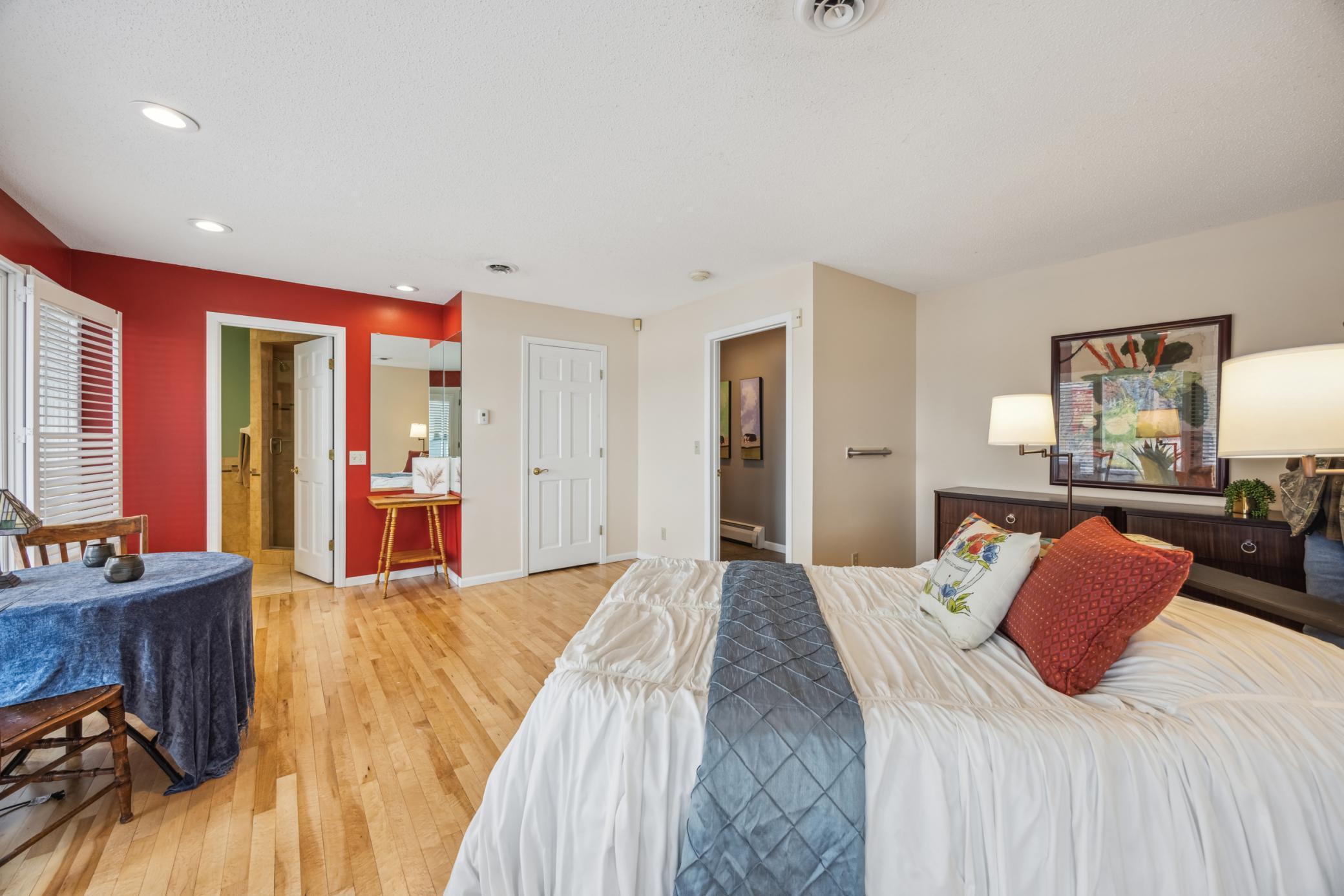 Brooklyn Center, Minnesota, 55429, United States, 5 Bedrooms Bedrooms, ,2 BathroomsBathrooms,Residential,For Sale,1906569