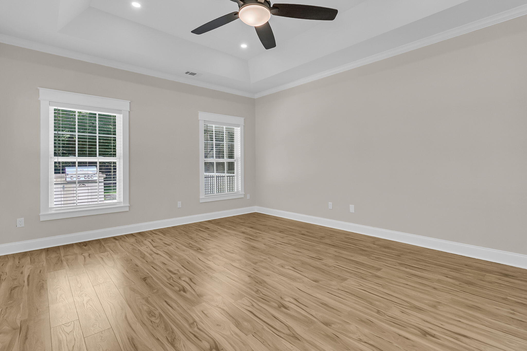North Charleston, South Carolina, 29420, United States, 5 Bedrooms Bedrooms, ,4 BathroomsBathrooms,Residential,For Sale,1899453