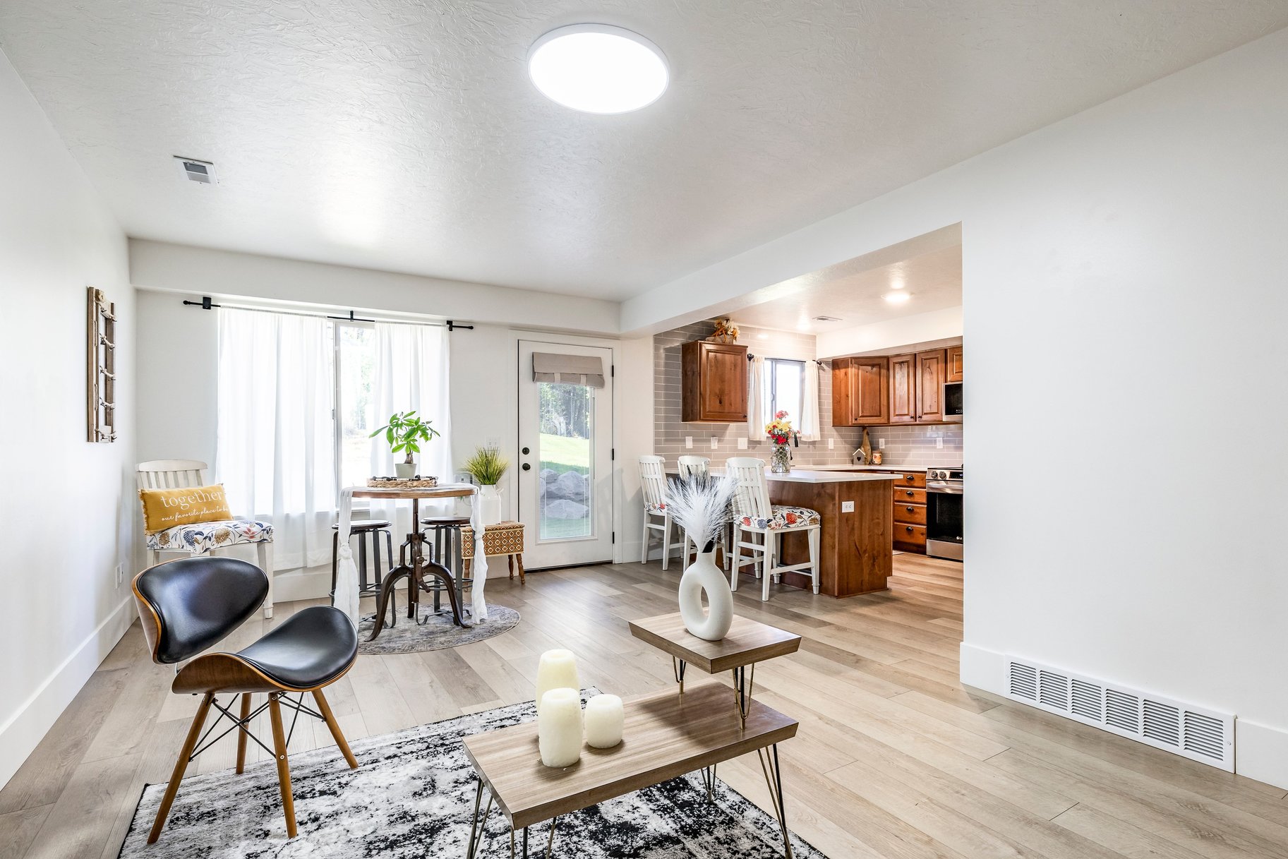  Private End-Unit Townhome with Breathtaking Mountain Views - 物件實景