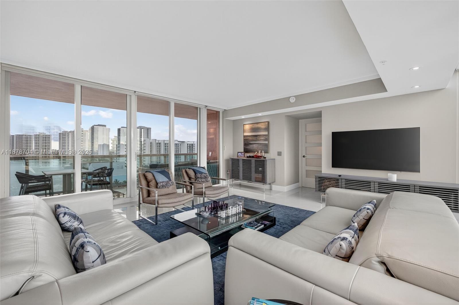 Aventura, Florida, 33180, United States, 2 Bedrooms Bedrooms, ,3 BathroomsBathrooms,Residential,For Sale,1947982
