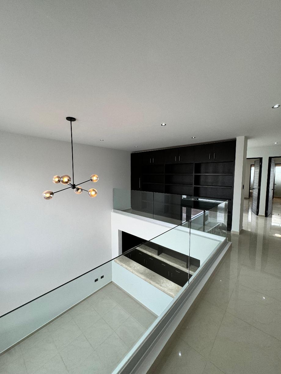 Cerro Lago Palomas, Querétaro, Querétaro, 76230, Mexico, 3 Bedrooms Bedrooms, ,3 BathroomsBathrooms,Residential,For Sale,Cerro Lago Palomas,1672480