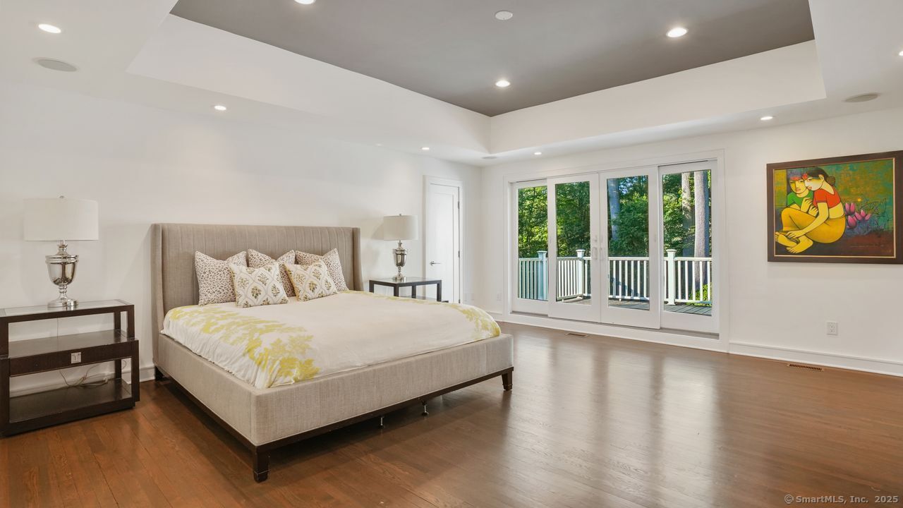 Westport, Connecticut, 06880, United States, 4 Bedrooms Bedrooms, ,4 BathroomsBathrooms,Residential,For Sale,1991642