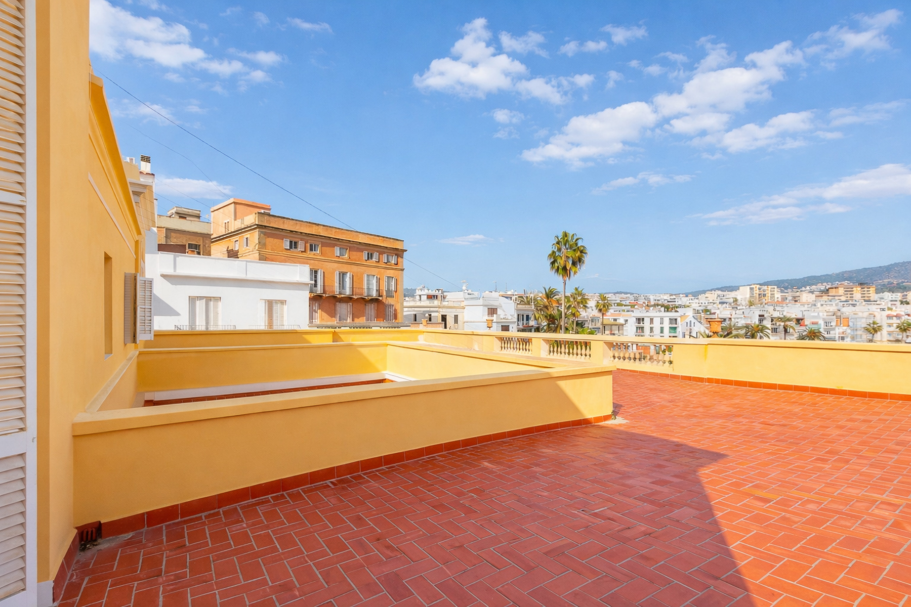  Balcony of the Sea: History and Horizon in Sitges - 物件實景