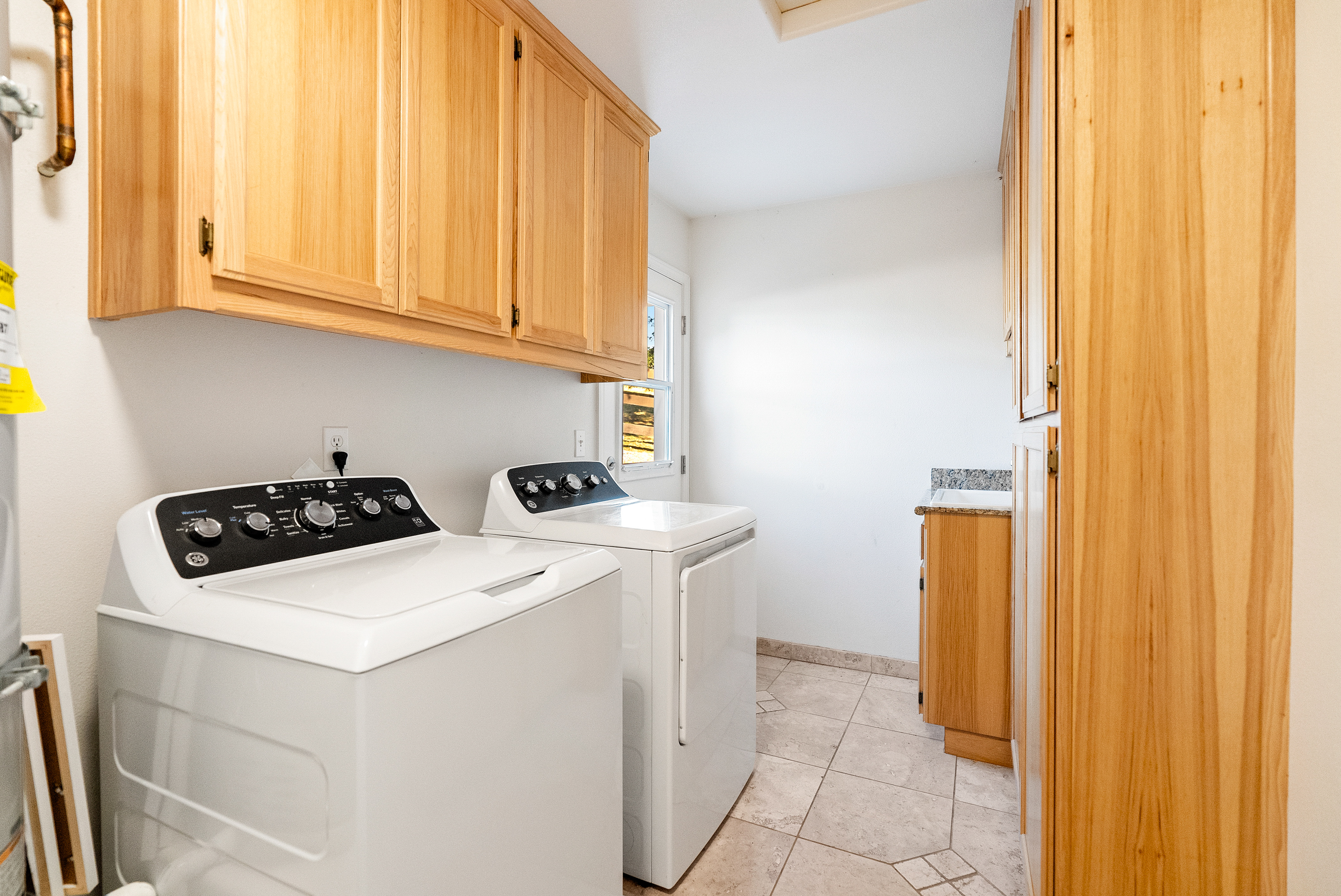  6275 Twin Canyon Lane - 物件實景