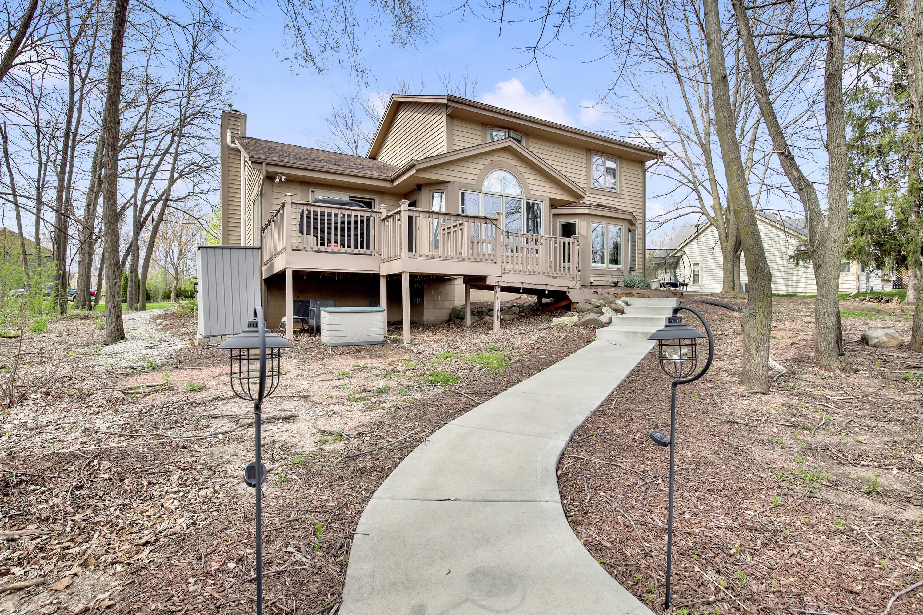 Muskego, Wisconsin, 53150, United States, 3 Bedrooms Bedrooms, ,3 BathroomsBathrooms,Residential,For Sale,2048106