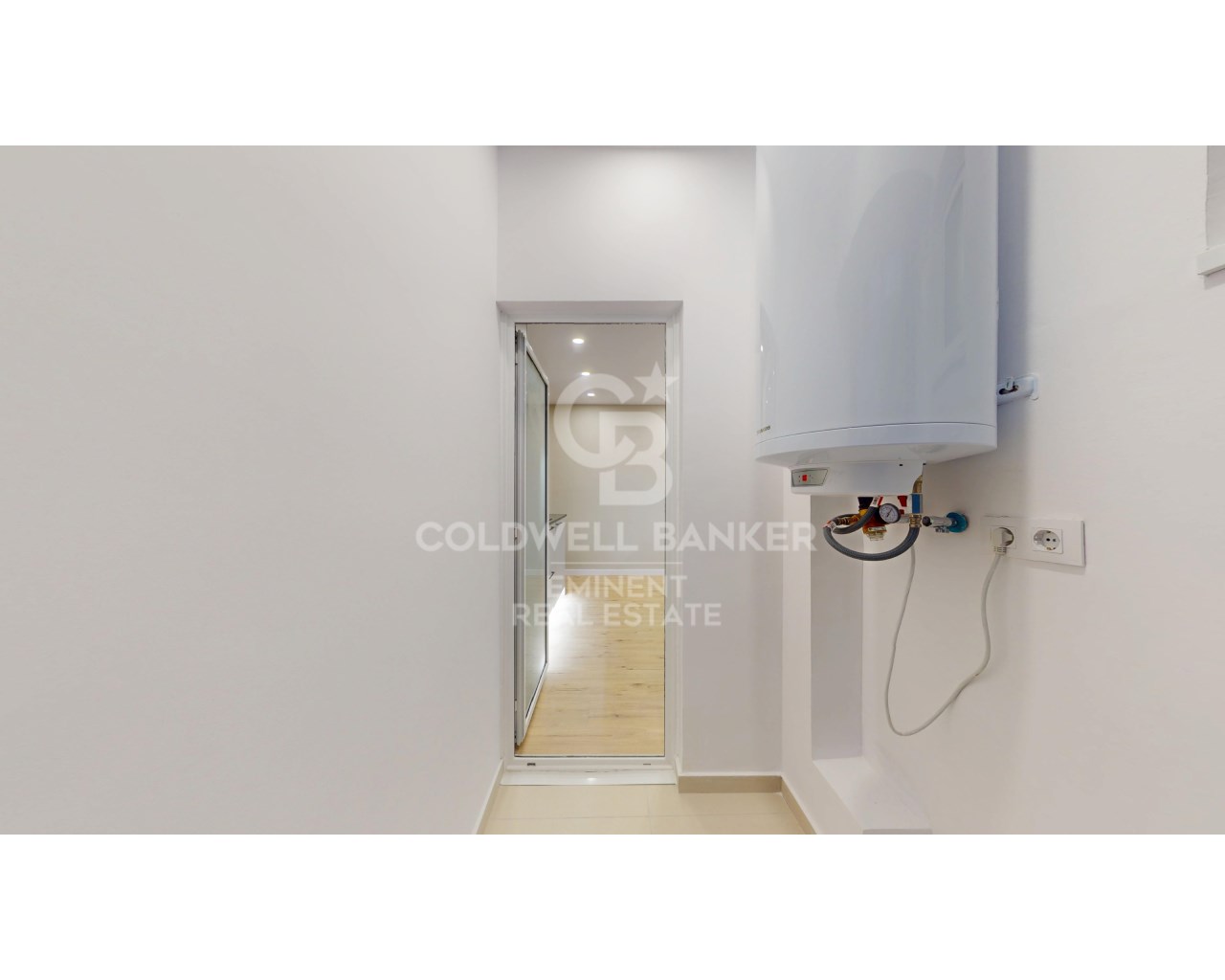 Barcelona, Catalonia, ES, 3 Bedrooms Bedrooms, ,2 BathroomsBathrooms,Residential,For Sale,1699592