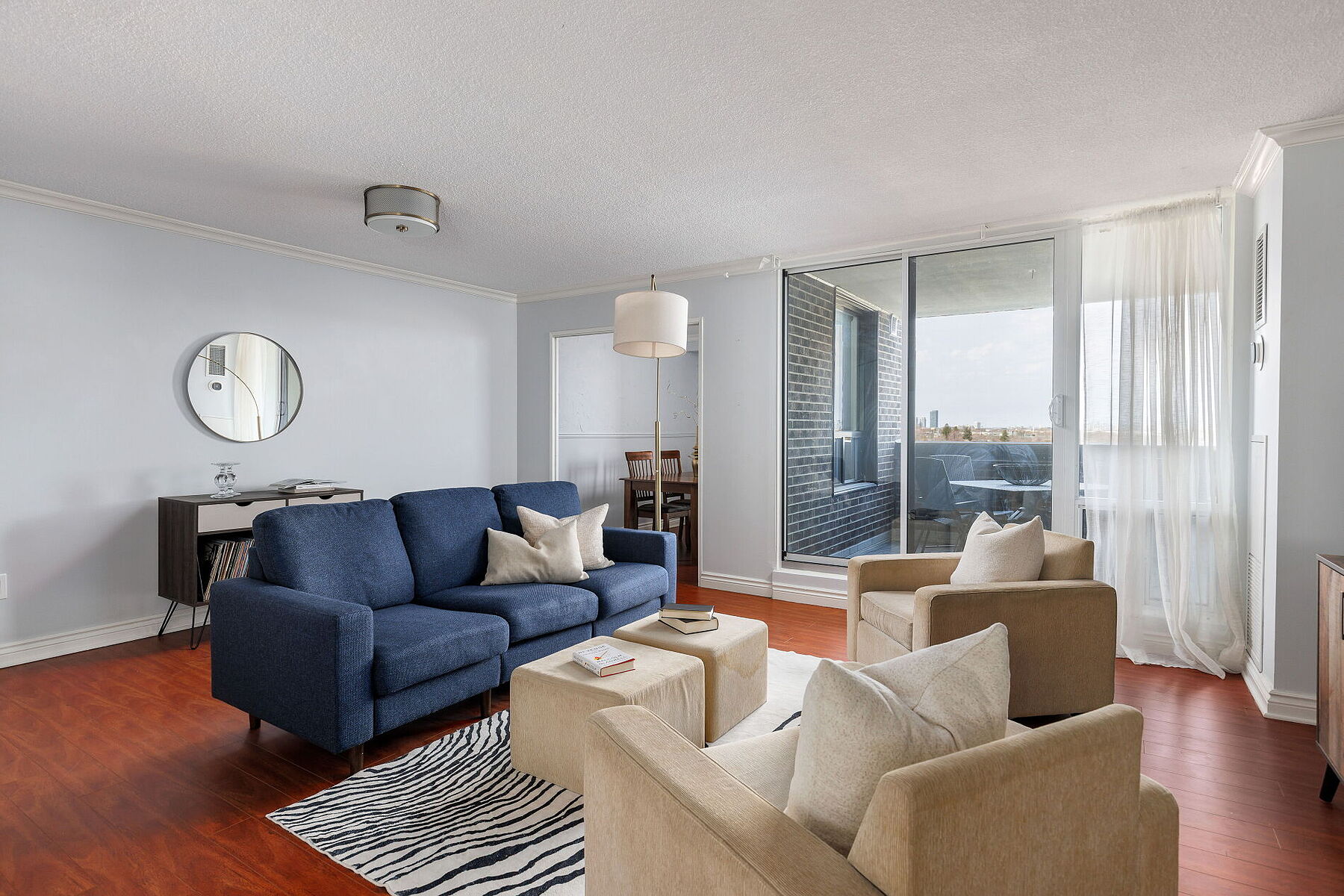  Modern Condo Living - 物件實景