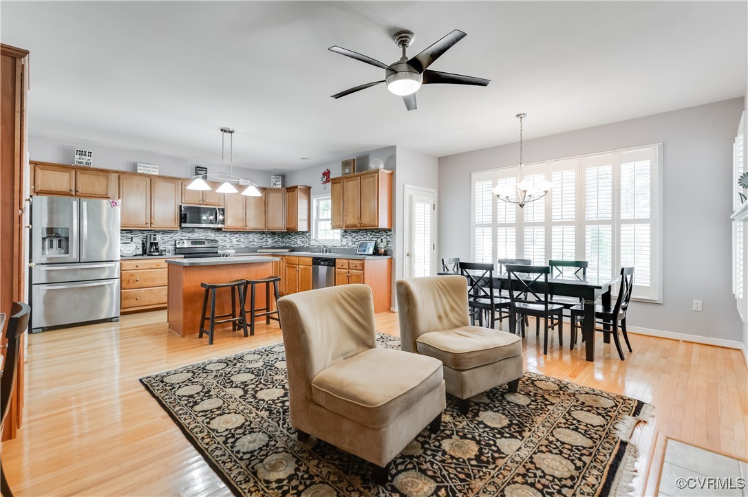 Midlothian, Virginia, 23114, United States, 5 Bedrooms Bedrooms, ,3 BathroomsBathrooms,Residential,For Sale,1901920