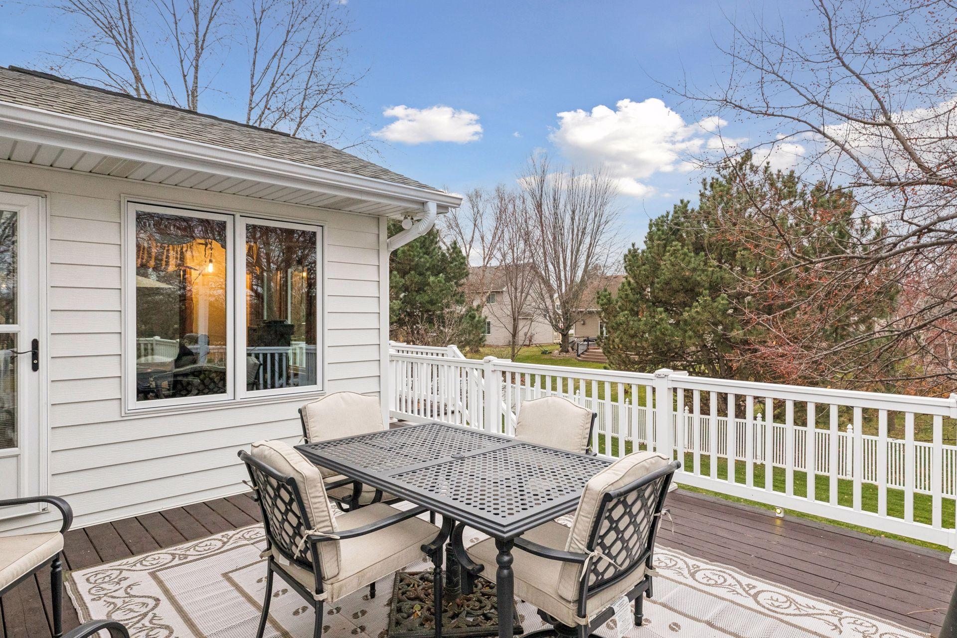 Woodbury, Minnesota, 55129, United States, 5 Bedrooms Bedrooms, ,3 BathroomsBathrooms,Residential,For Sale,1998443